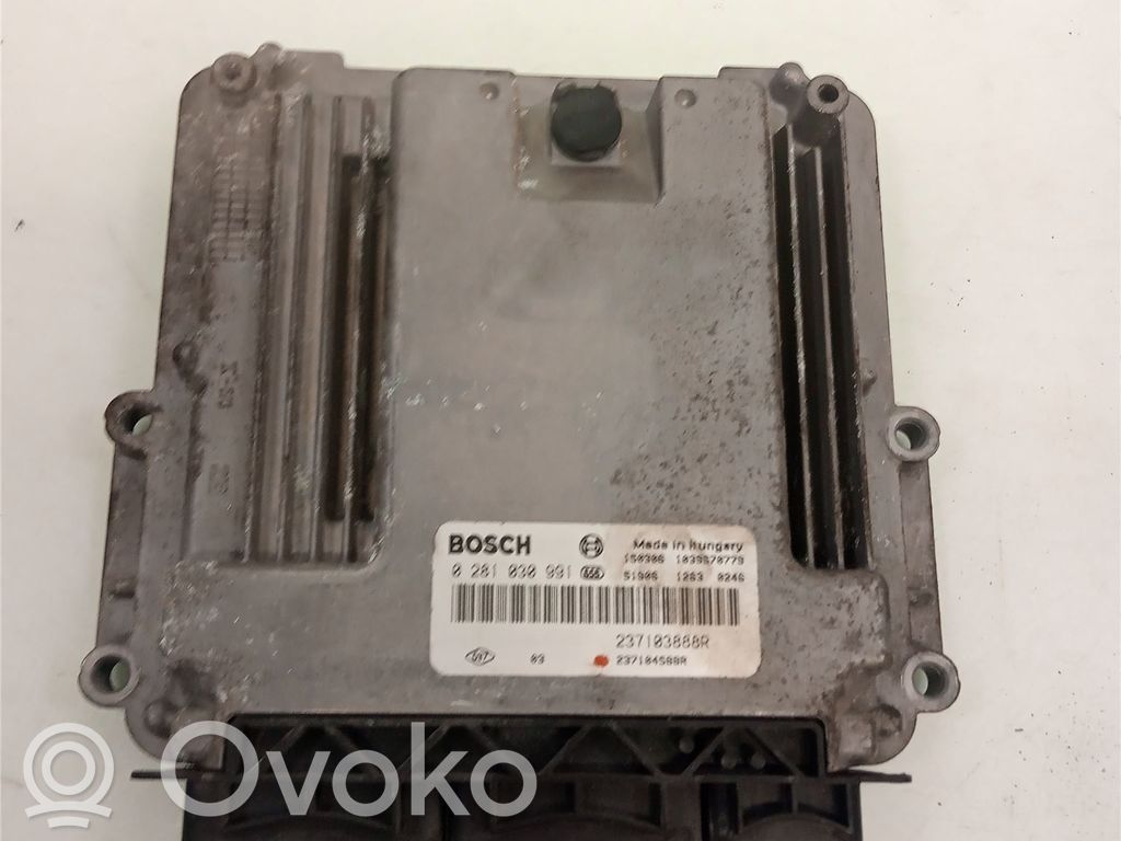 Opel Vivaro Injection control unit/module 