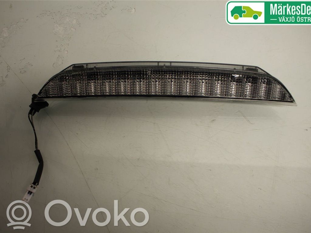 Mitsubishi ASX Third/center stoplight 