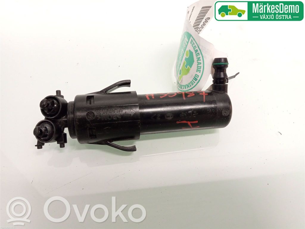 Opel Insignia A Dysza spryskiwacza lampy przedniej 