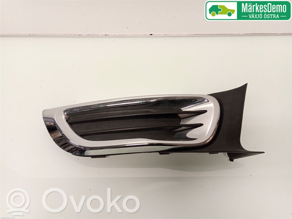 Citroen C3 Picasso Grilă inferioară bară față 