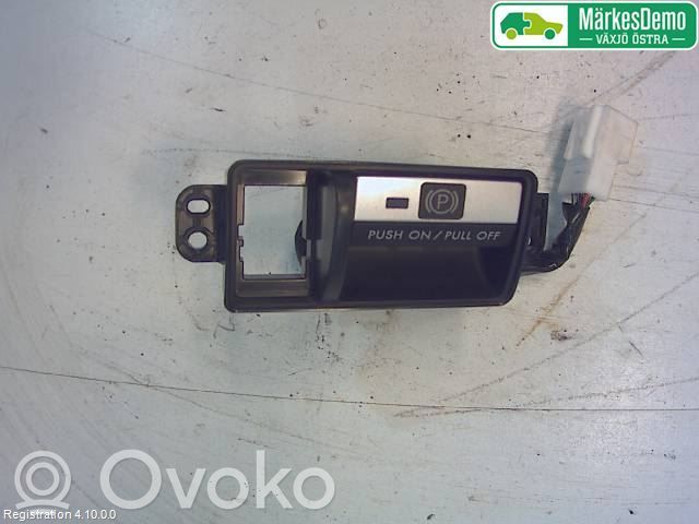Subaru Legacy Käsijarrun/pysäköintijarrun kytkin 