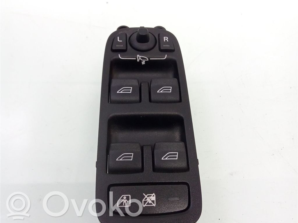 Electric window control switch   30773430,30710787,30710787