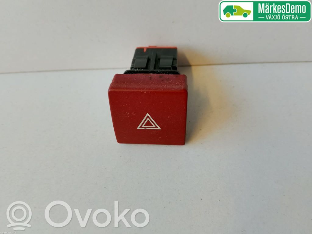 Hazard light switch   6990L2,6990L2