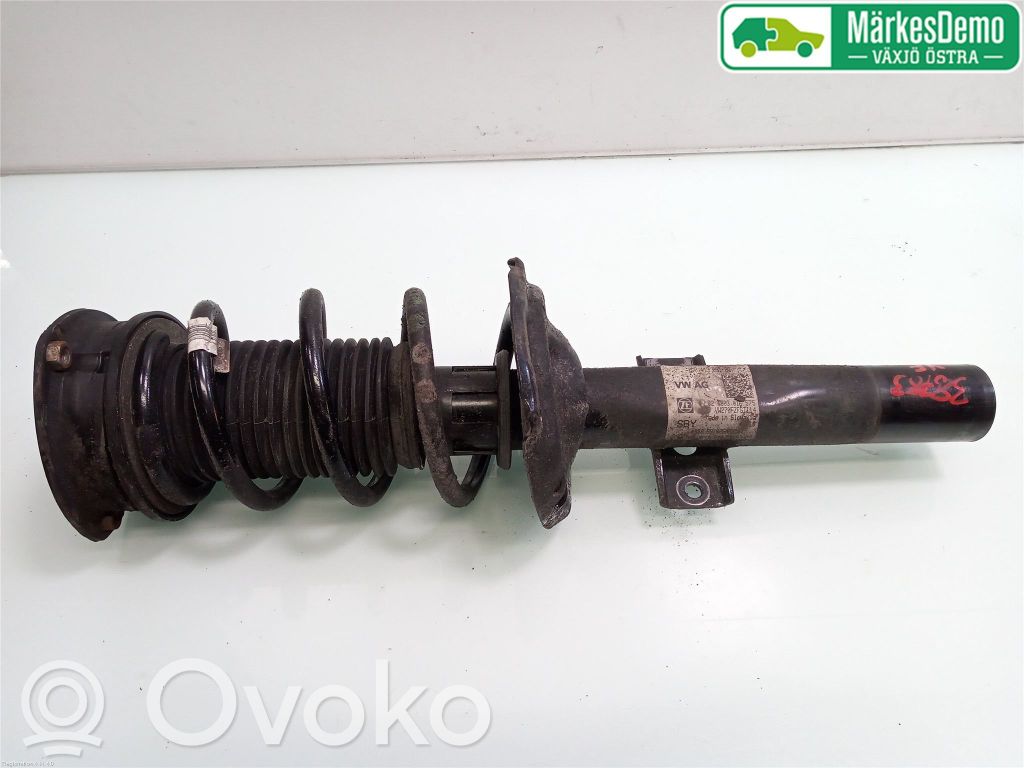 Volkswagen Polo V 6R Amortyzator osi przedniej ze sprężyną 