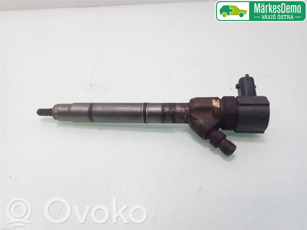 Inyector de combustible   338002A400