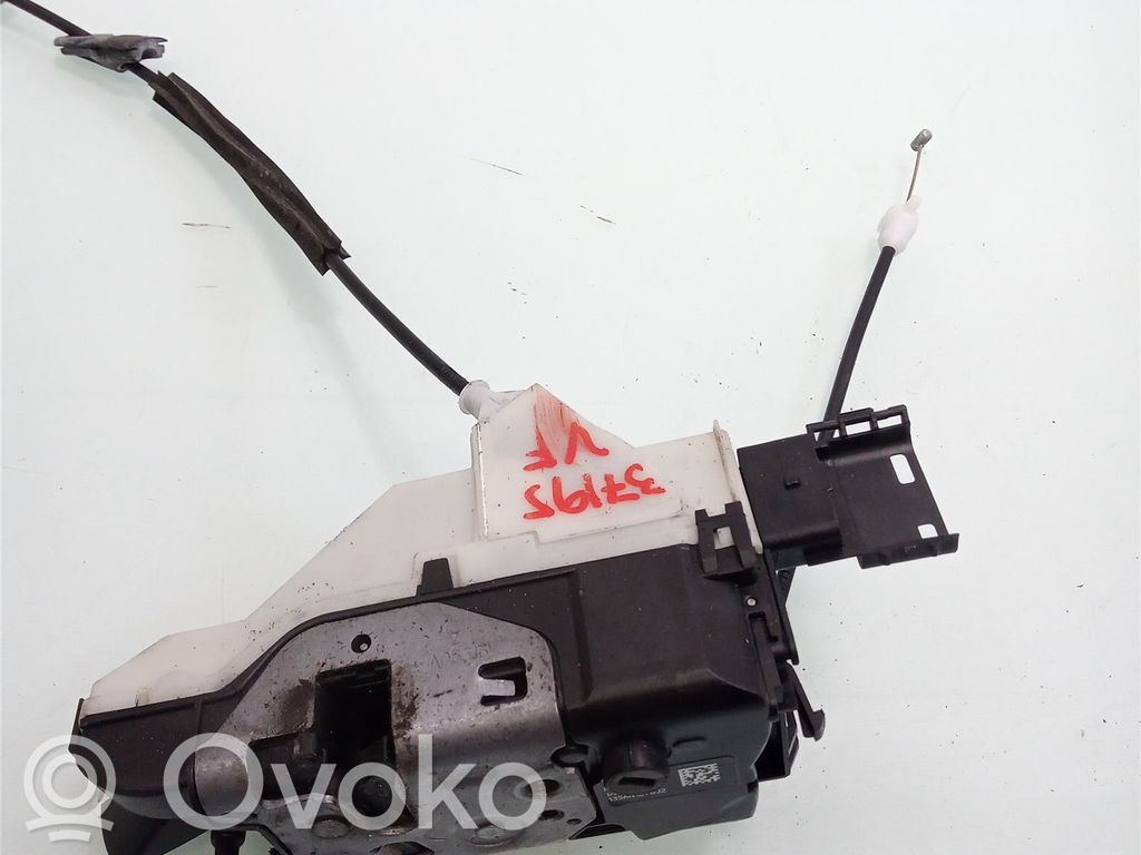 Peugeot Partner Front door lock 