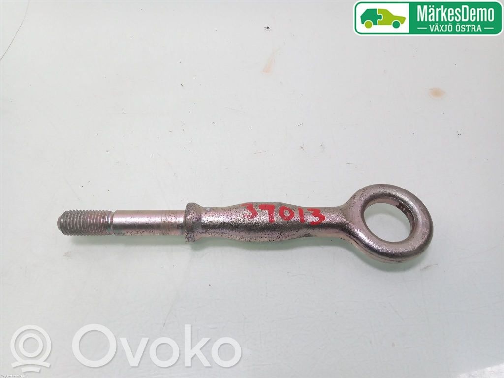Volvo V70 Anillo de remolque 