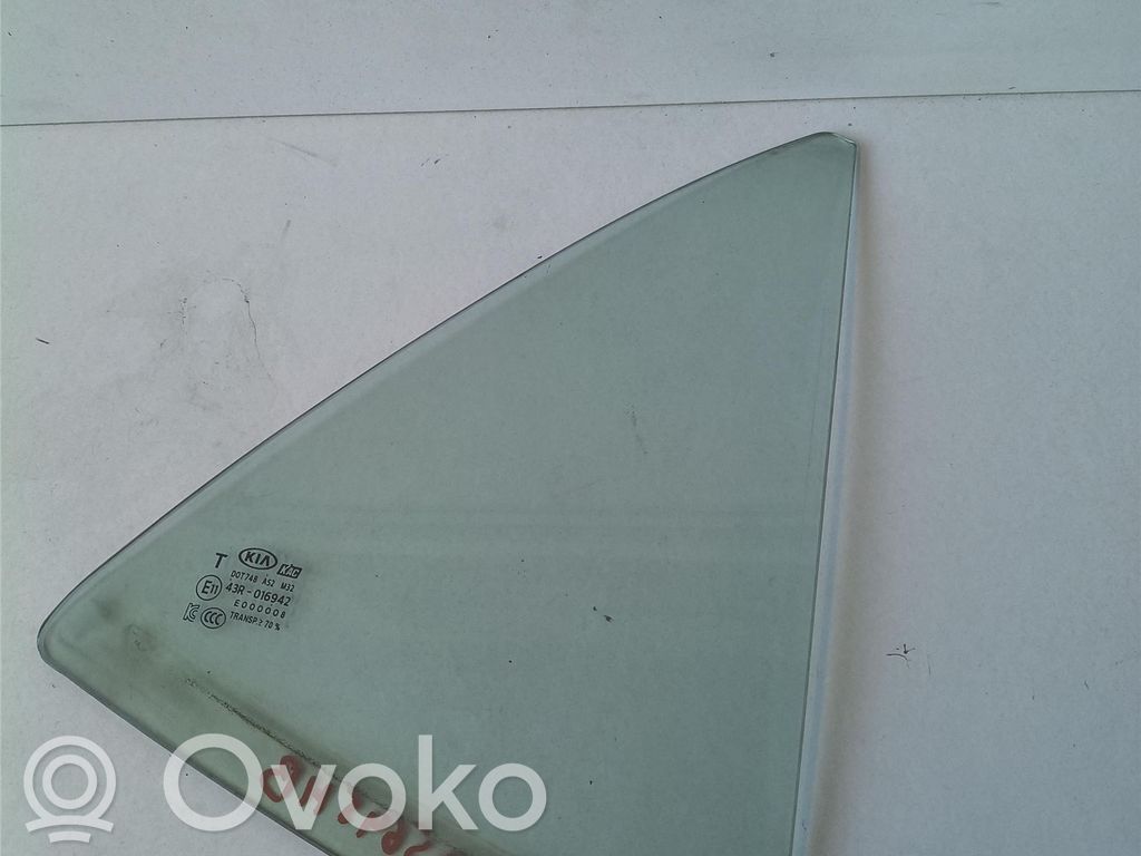 KIA Picanto Ventanilla de ventilación de la puerta trasera 