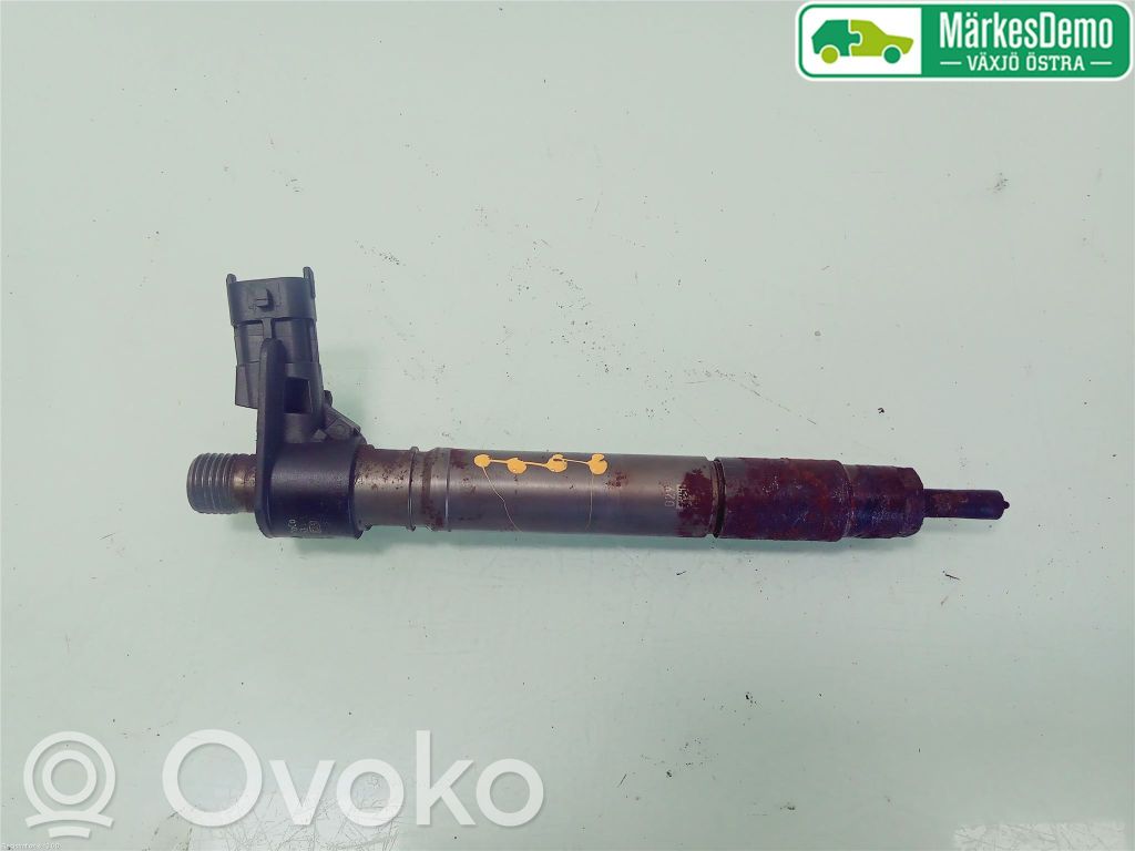 Inyector de combustible   LR056366