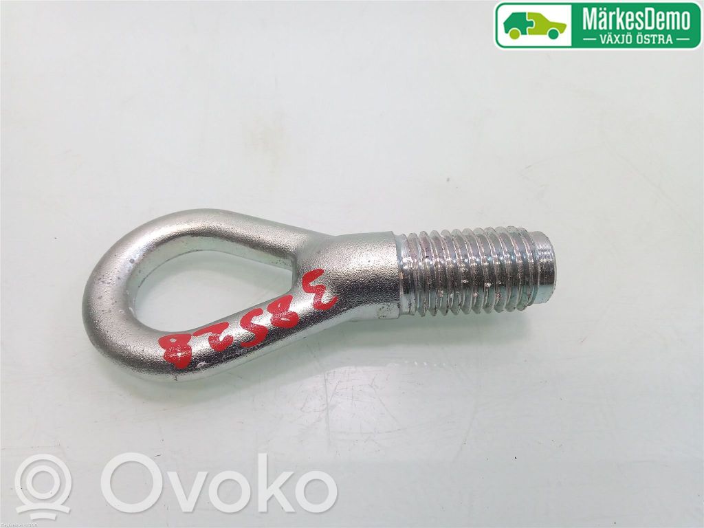 Nissan Qashqai Anillo de remolque 