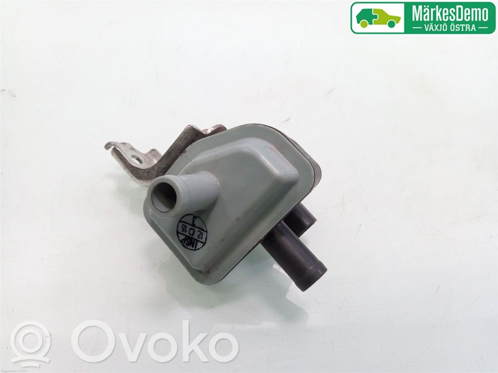 Toyota Yaris XP210 Válvula de vacío 