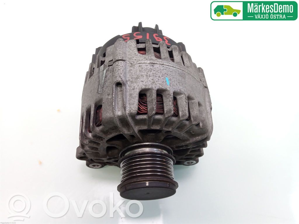 Volkswagen PASSAT B7 Generator/alternator 