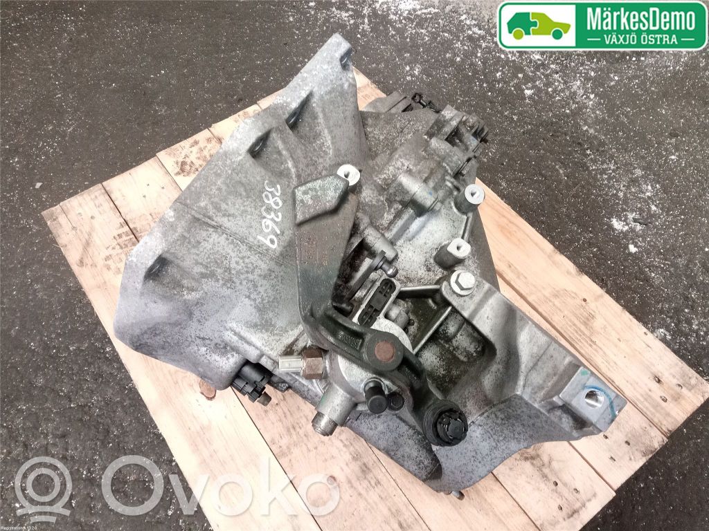 Volvo C30 Manualna 6-biegowa skrzynia biegów 