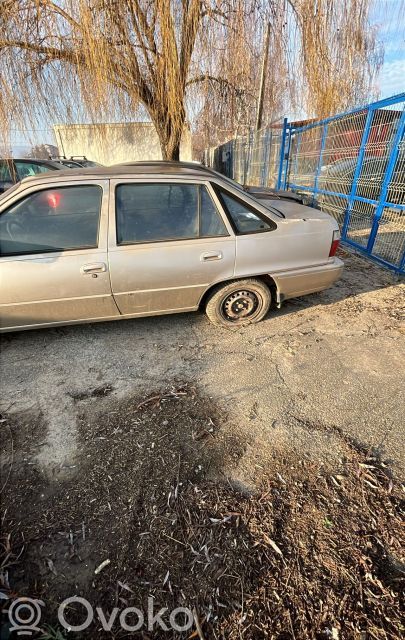 Daewoo Cielo Vetro del finestrino della portiera posteriore 