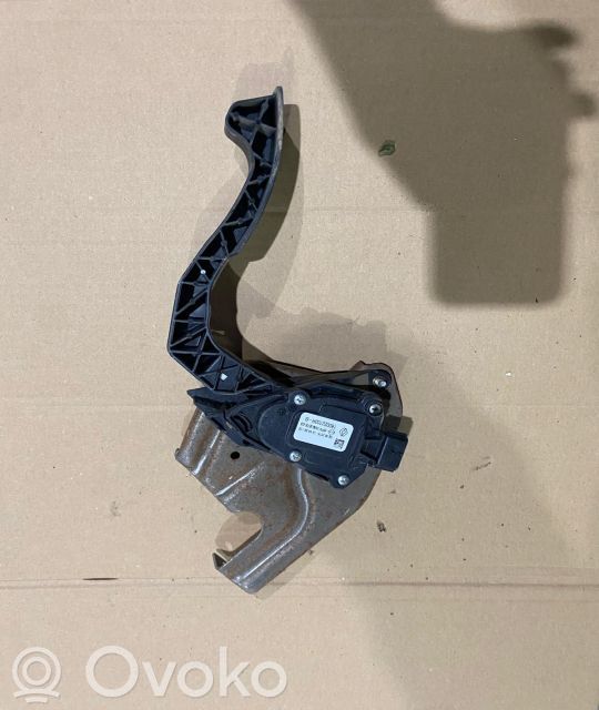 Accelerator throttle pedal   180022703R