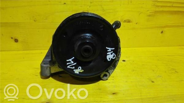 Renault Laguna I Ohjaustehostimen pumppu 