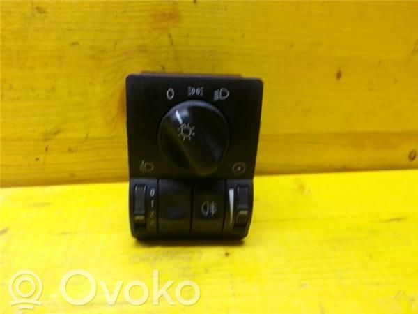Opel Astra G Light switch 