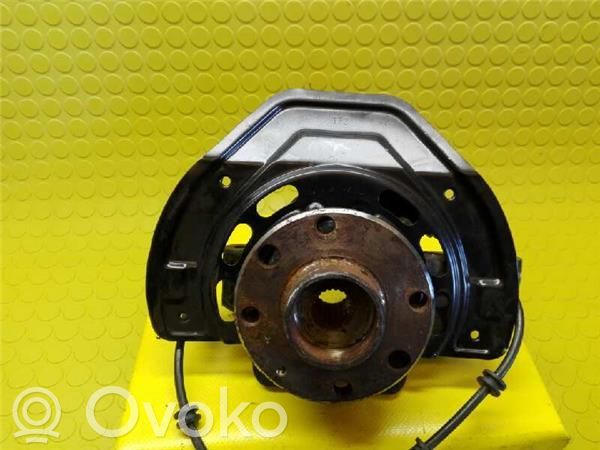 Opel Vectra B Zwrotnica koła przedniego 