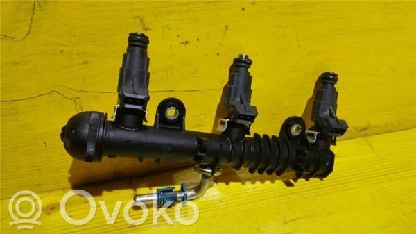 Opel Corsa C Rampa inyectora 