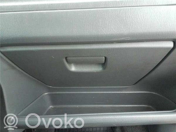 Opel Agila A Daiktadėžė 