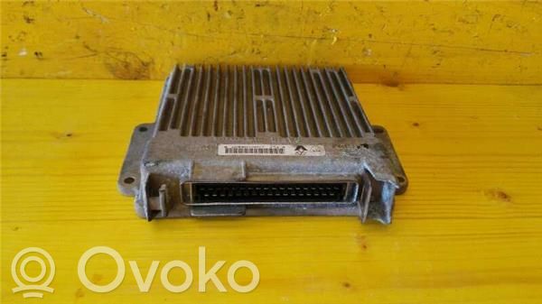 Unité de commande, module ECU de moteur   7700104481,HOM7700868295