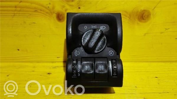 Light switch   3392160000