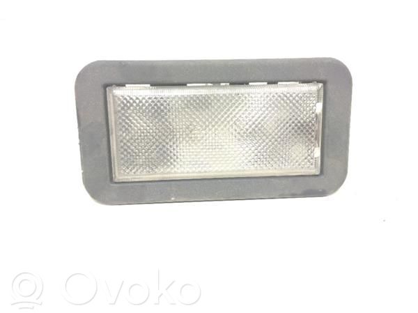 Fiat Punto (176) Luz del asiento delantero 
