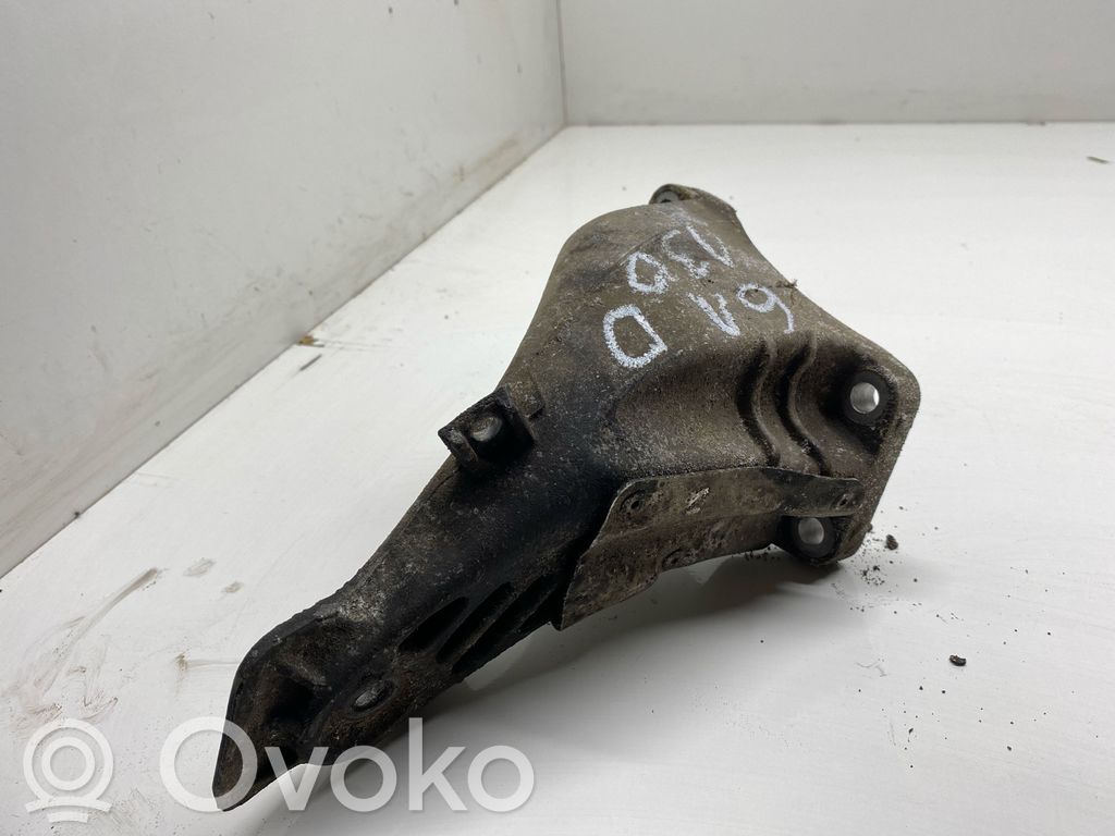 Soporte de montaje del motor (Usadas)   6906,LN4046000