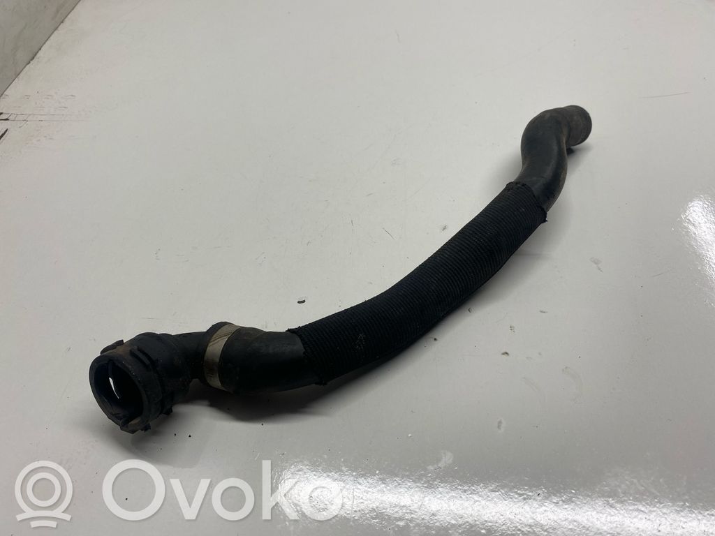 BMW 1 E81 E87 Engine coolant pipe/hose 