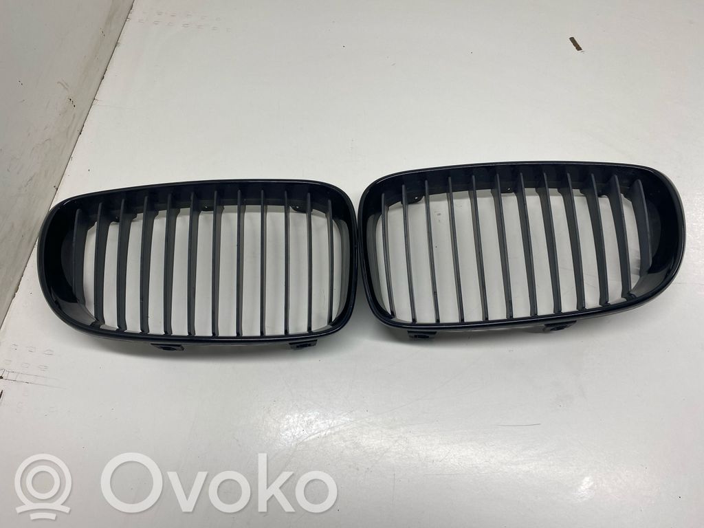 Front grill   G00DG0