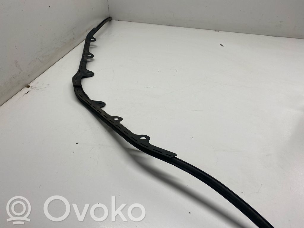 BMW 1 E81 E87 Guma variklio skyriaus 