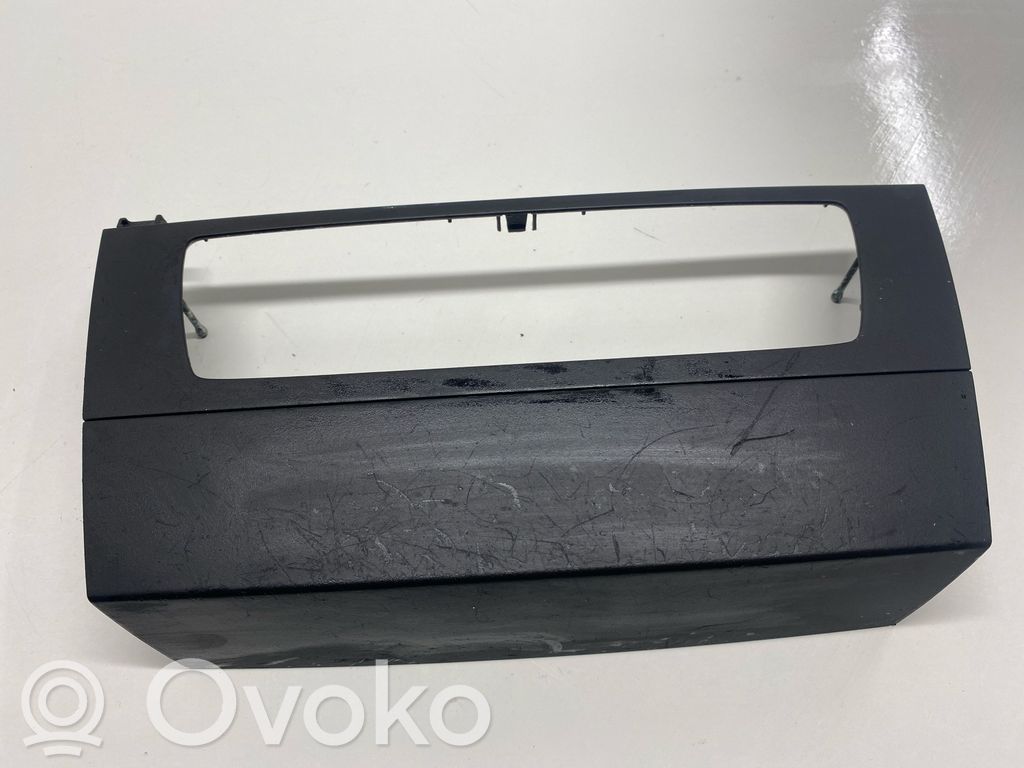 BMW 3 E92 E93 Revestimiento de los botones de la parte inferior del panel 