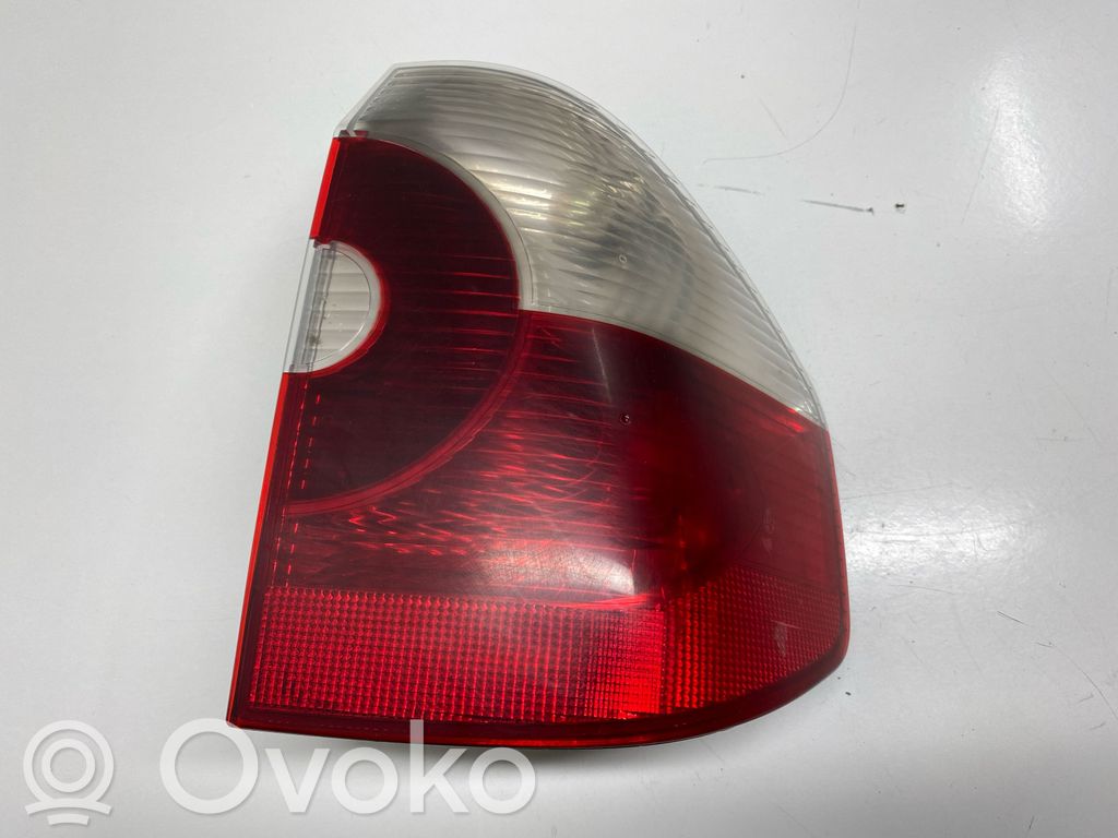Rear/tail lights   6990170,515206