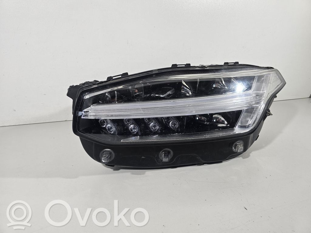Volvo XC90 Scheinwerfer 
