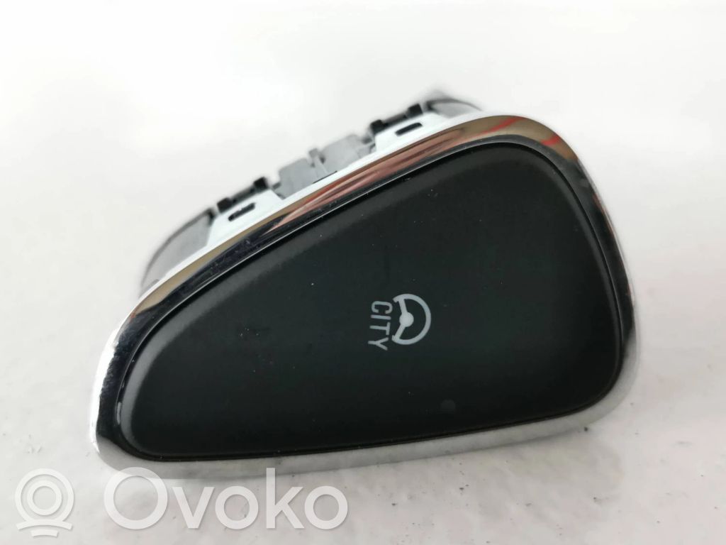 Multifunctional control switch/knob   39031664