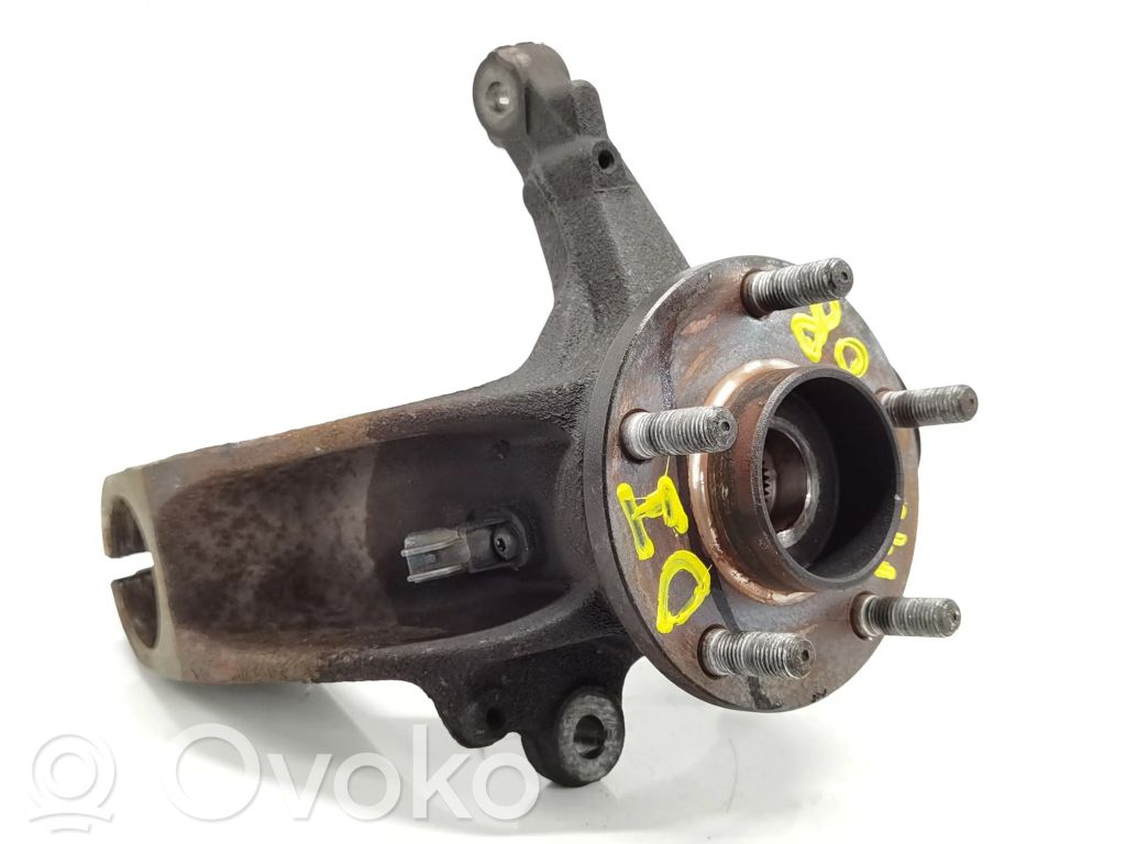 Front wheel hub spindle knuckle