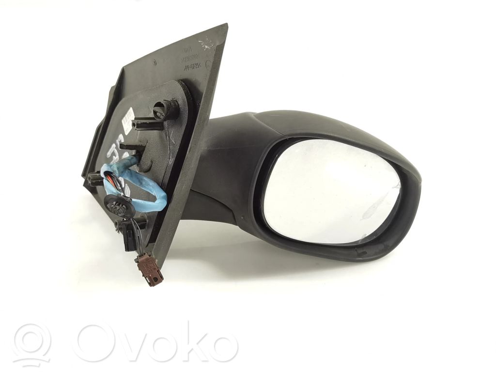 Front door electric wing mirror