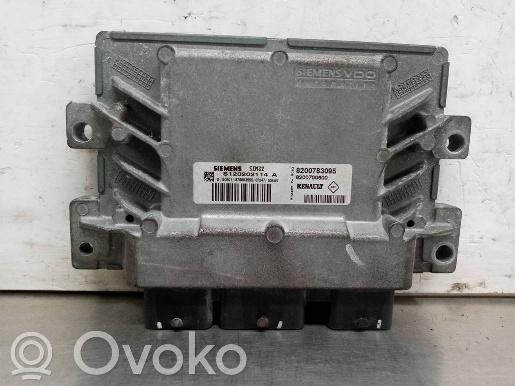 Unidad de control/módulo del motor   8200783095,8200700600,S120202114A