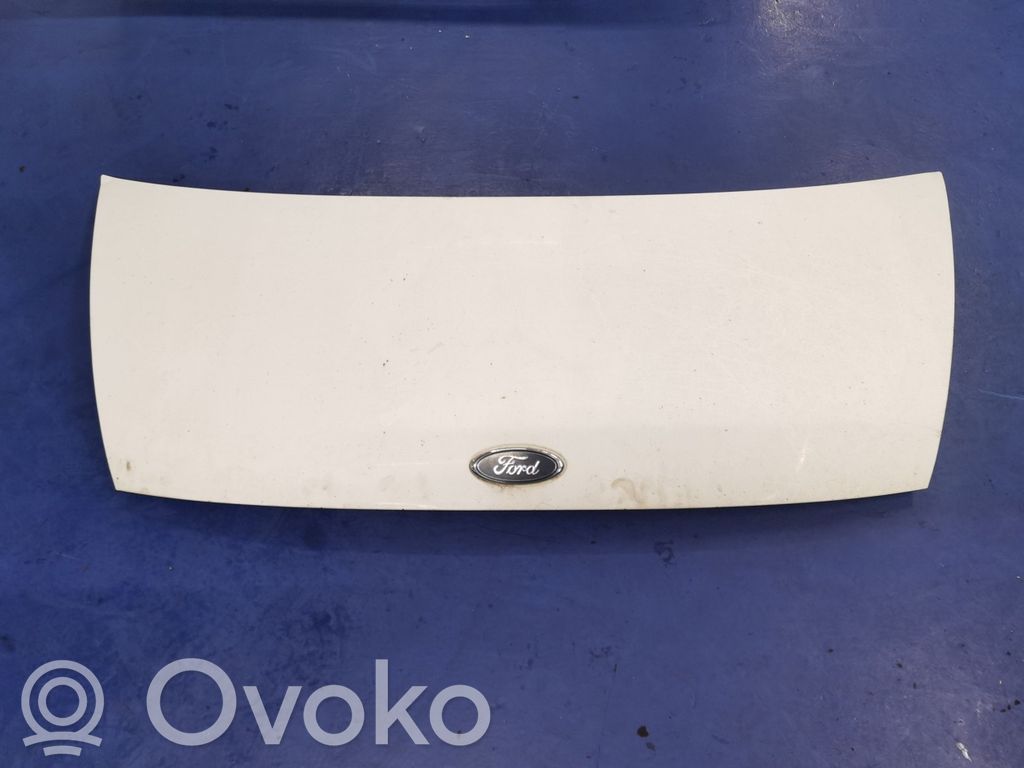 Couvercle, capot moteur