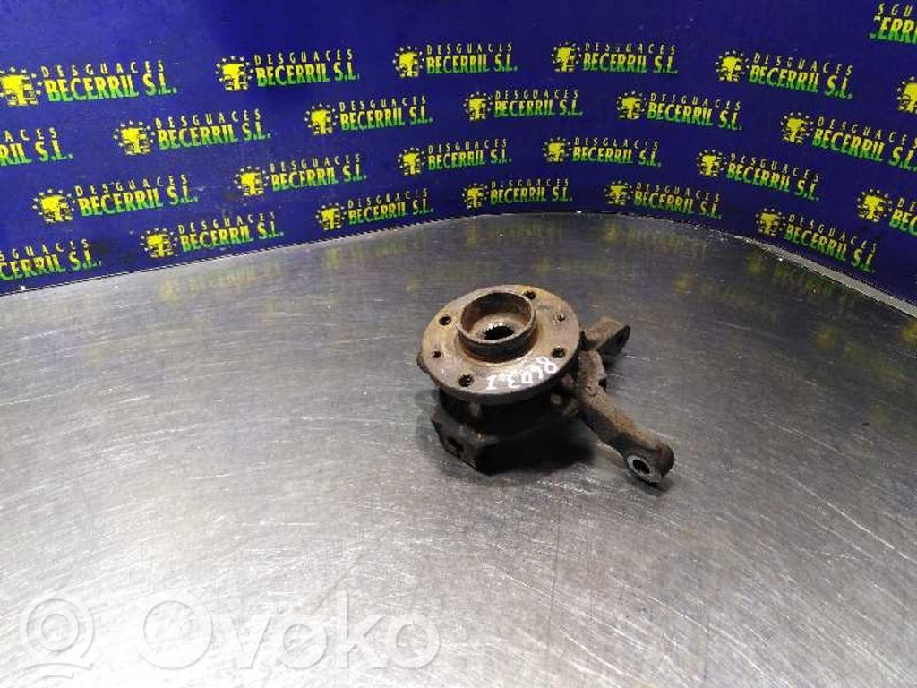 Renault Clio II Fusée d'essieu de moyeu de la roue avant