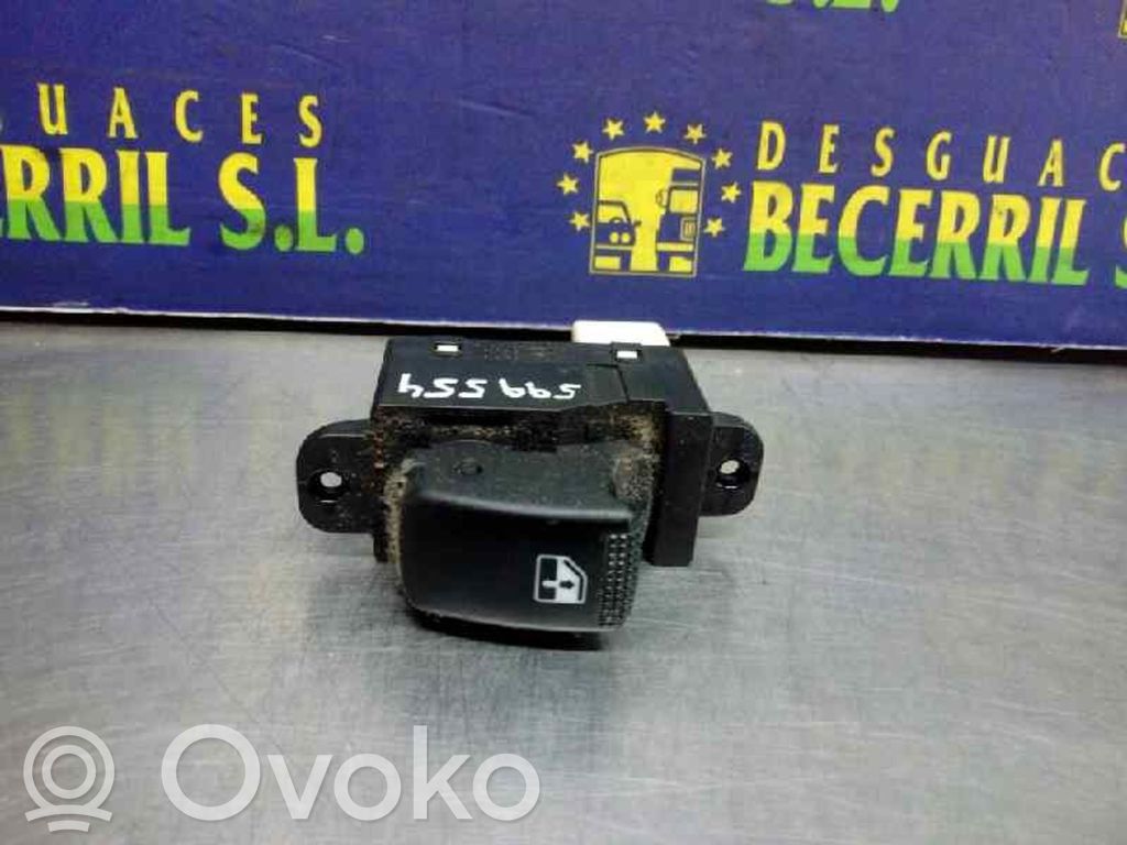 KIA Rio Electric window control switch 