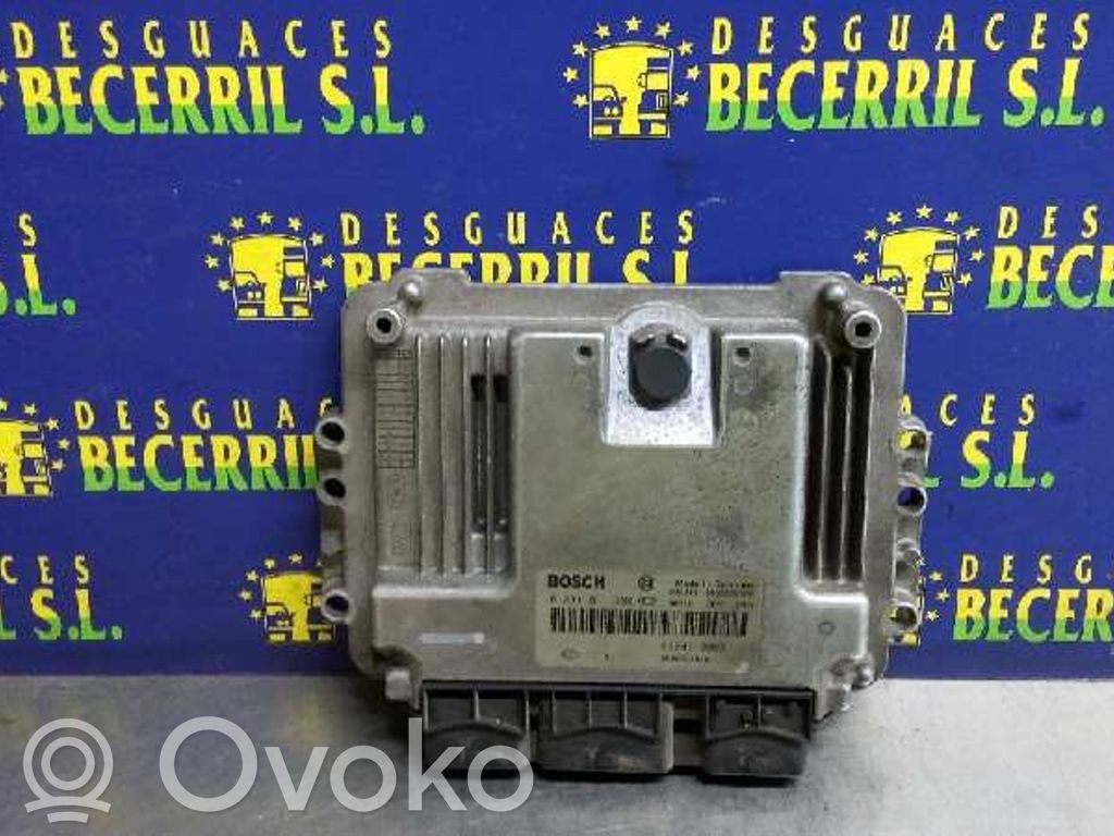 Centralina/modulo del motore   8200310863,0281011390