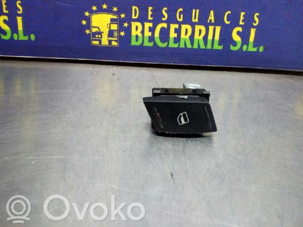 Skoda Octavia Mk2 (1Z) Przyciski szyb 