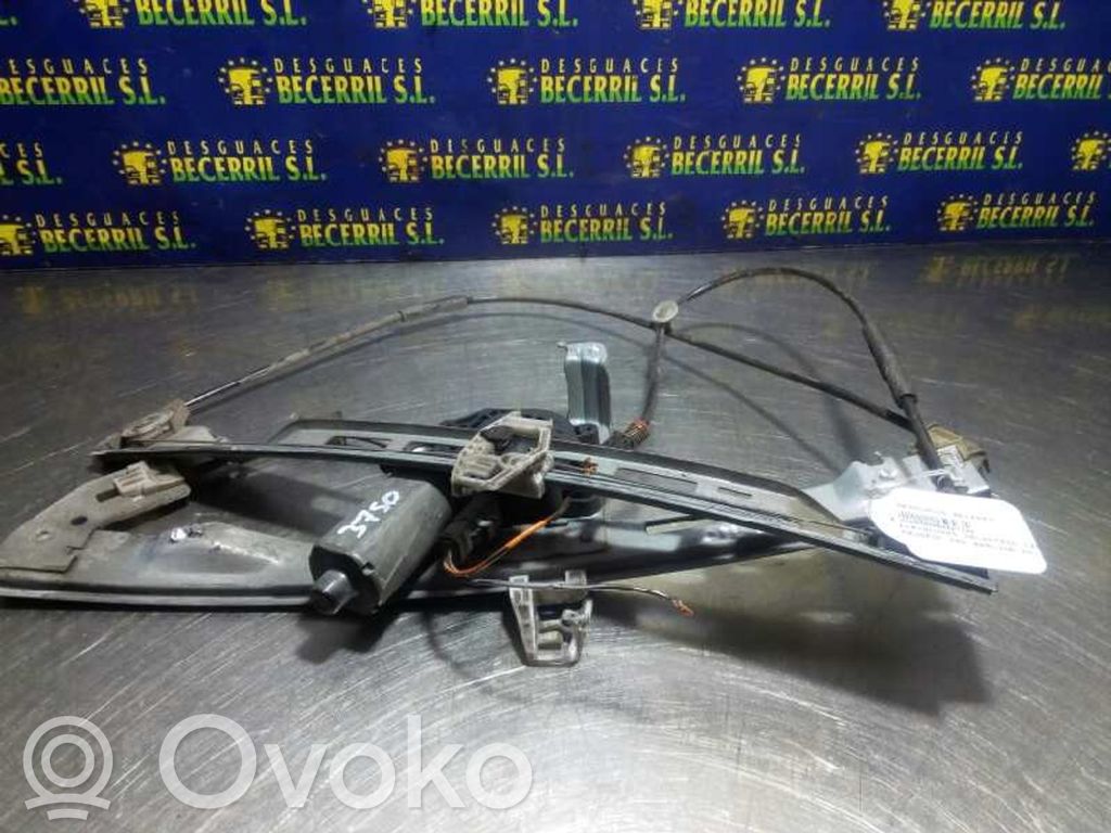 Regulador manual de la ventanilla delantera   9221F9
