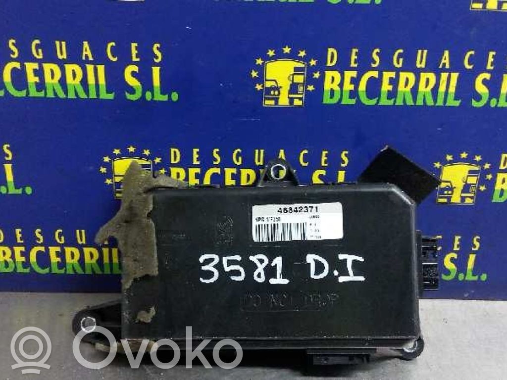Peugeot 407 Door control unit/module 
