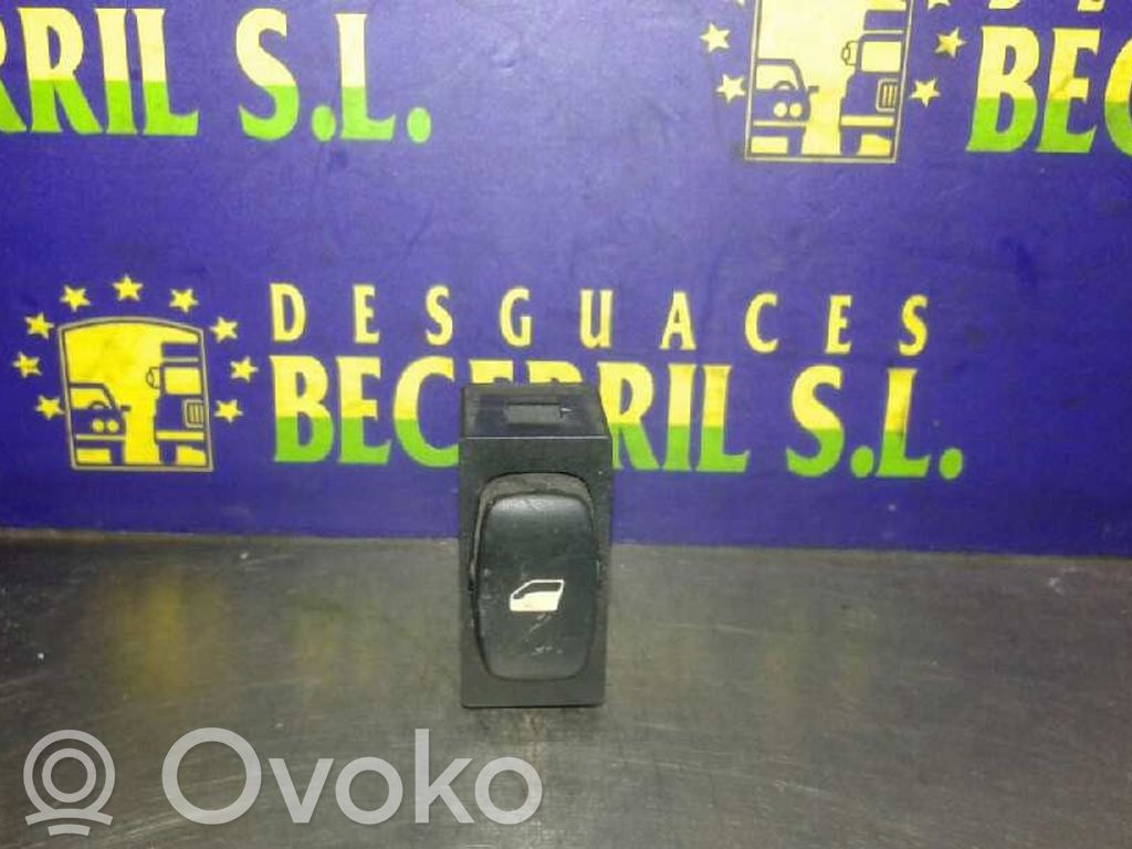 Peugeot 407 Interruttore di controllo dell’alzacristalli elettrico 