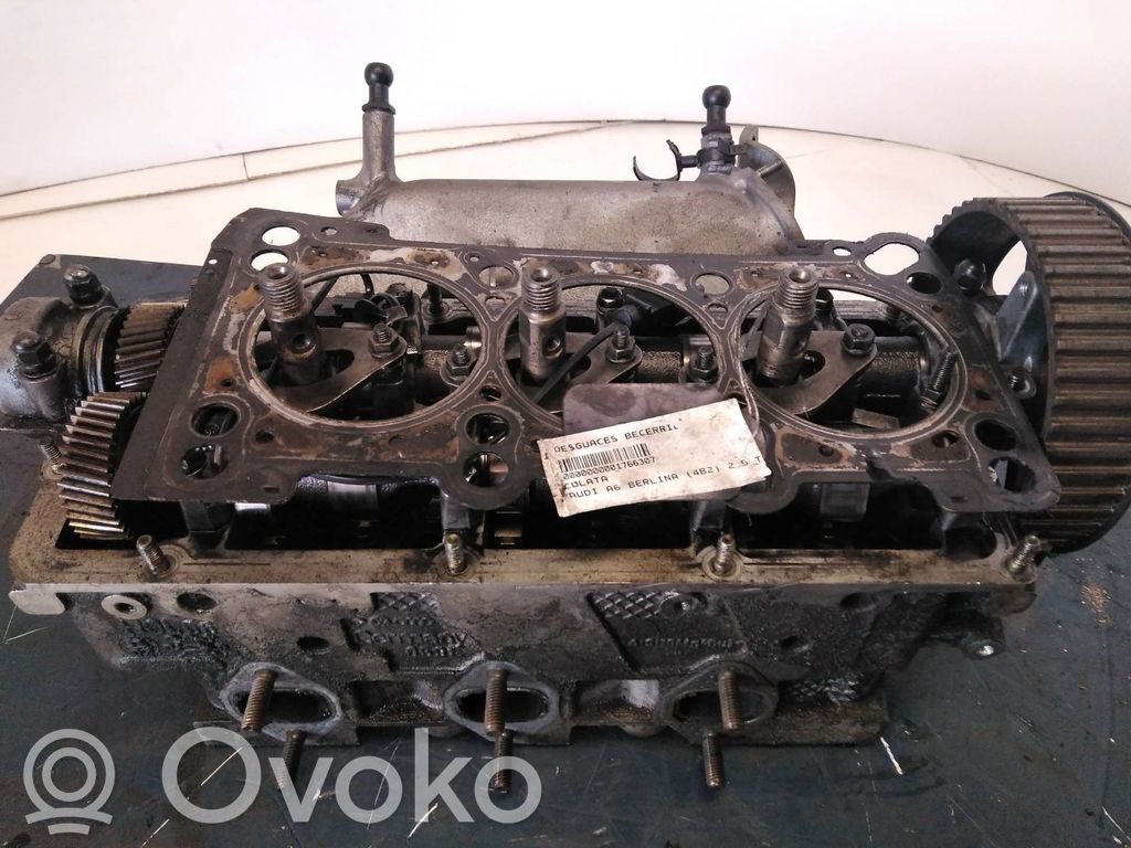 Audi A6 Allroad C5 Engine head 