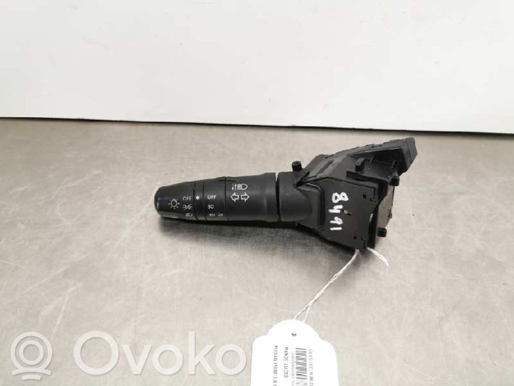 Interruptor de control del panel de luces   25540AV600