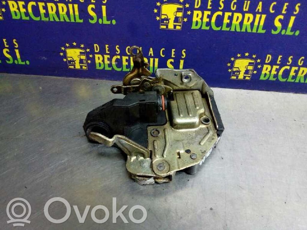 Mercedes-Benz E W124 Etuoven lukko 