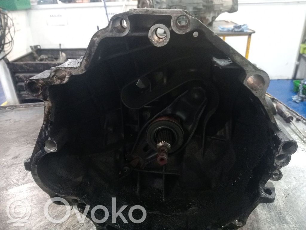 Audi A4 S4 B5 8D Scatola del cambio manuale a 5 velocità 